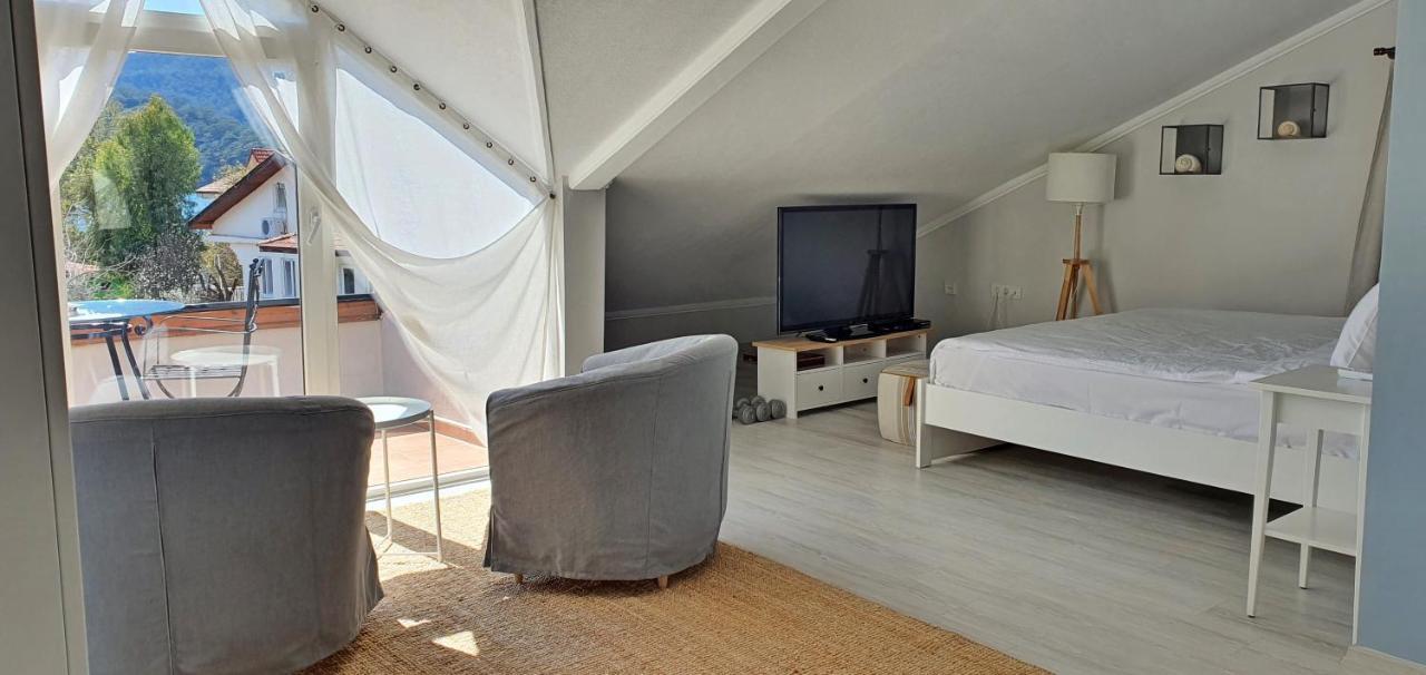 A&B Home Hotel Гёчек Экстерьер фото